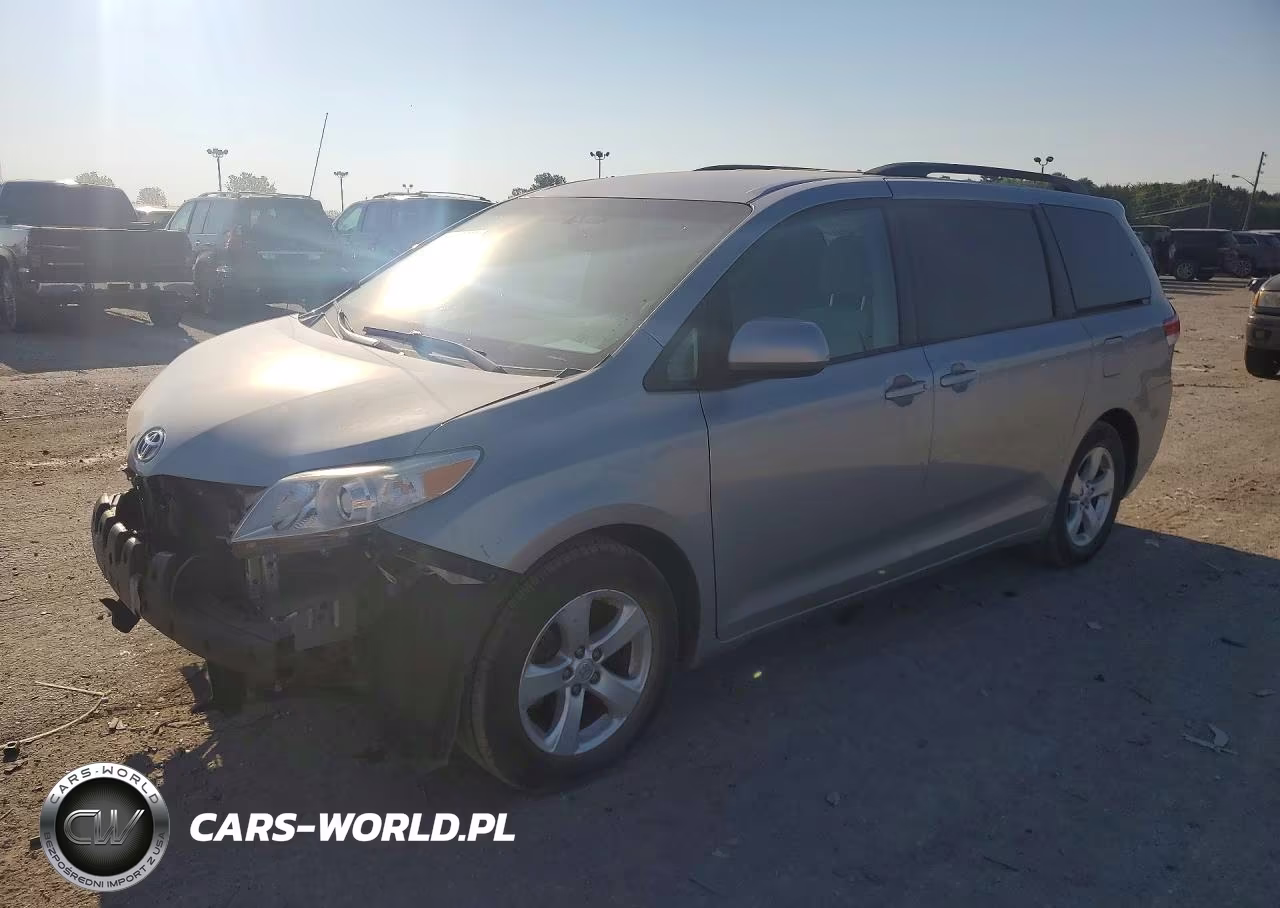 2013 Toyota Sienna Le VIN:5TDKK3DC8DS384508 - 1