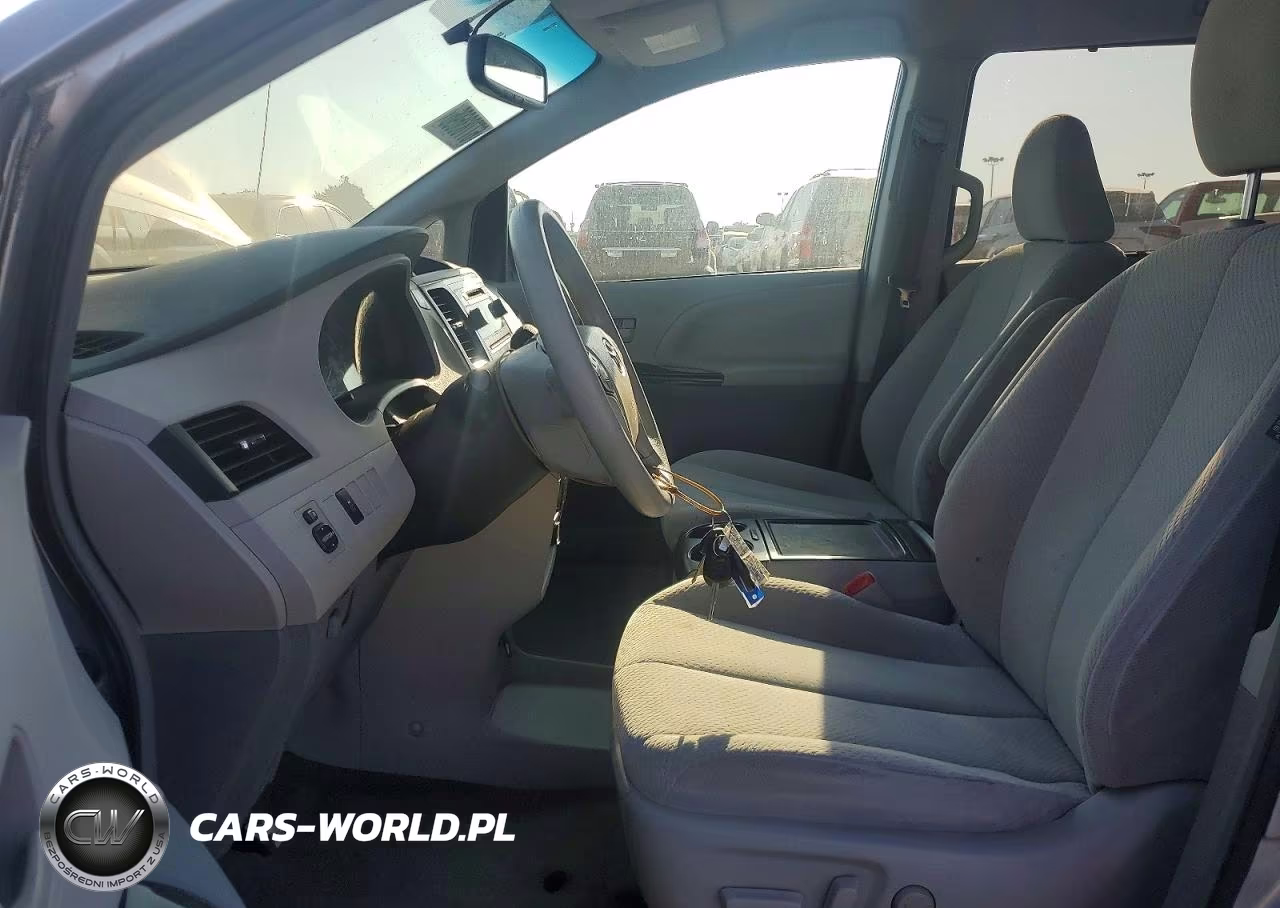 2013 Toyota Sienna Le VIN:5TDKK3DC8DS384508 - 7