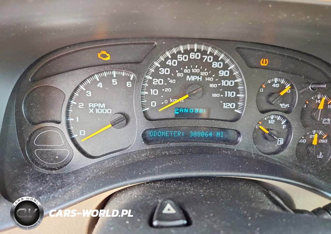 2005 Chevrolet Tahoe K1500 VIN:1GNEK13T15R117351 - 9