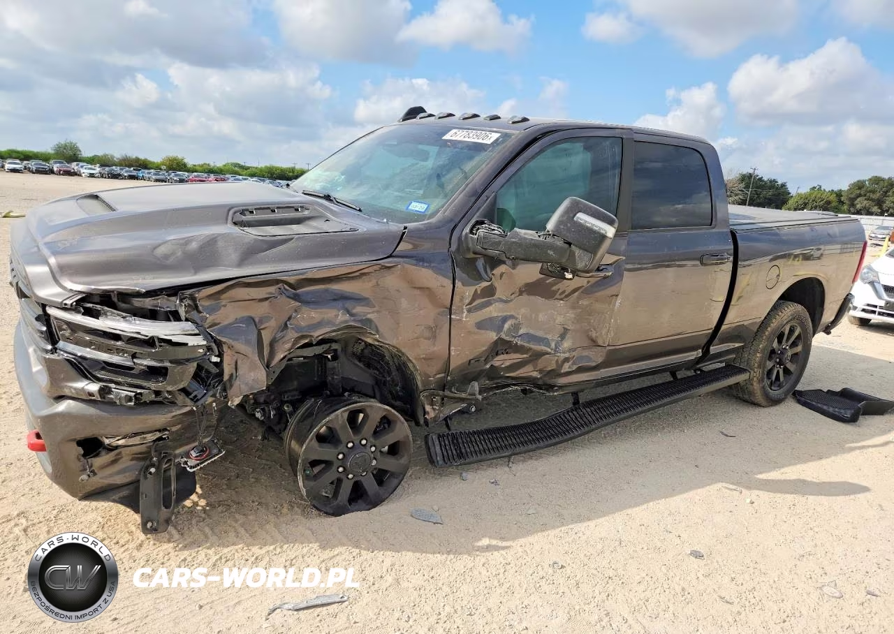 2026 Ram 2500 Laramie VIN:3C6UR5FJ4TG282199 - 1