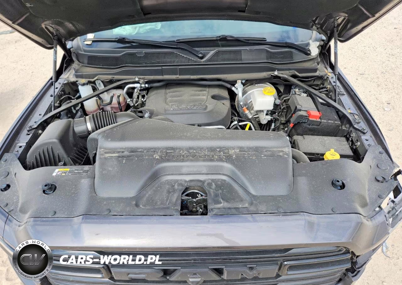 2026 Ram 2500 Laramie VIN:3C6UR5FJ4TG282199 - 11