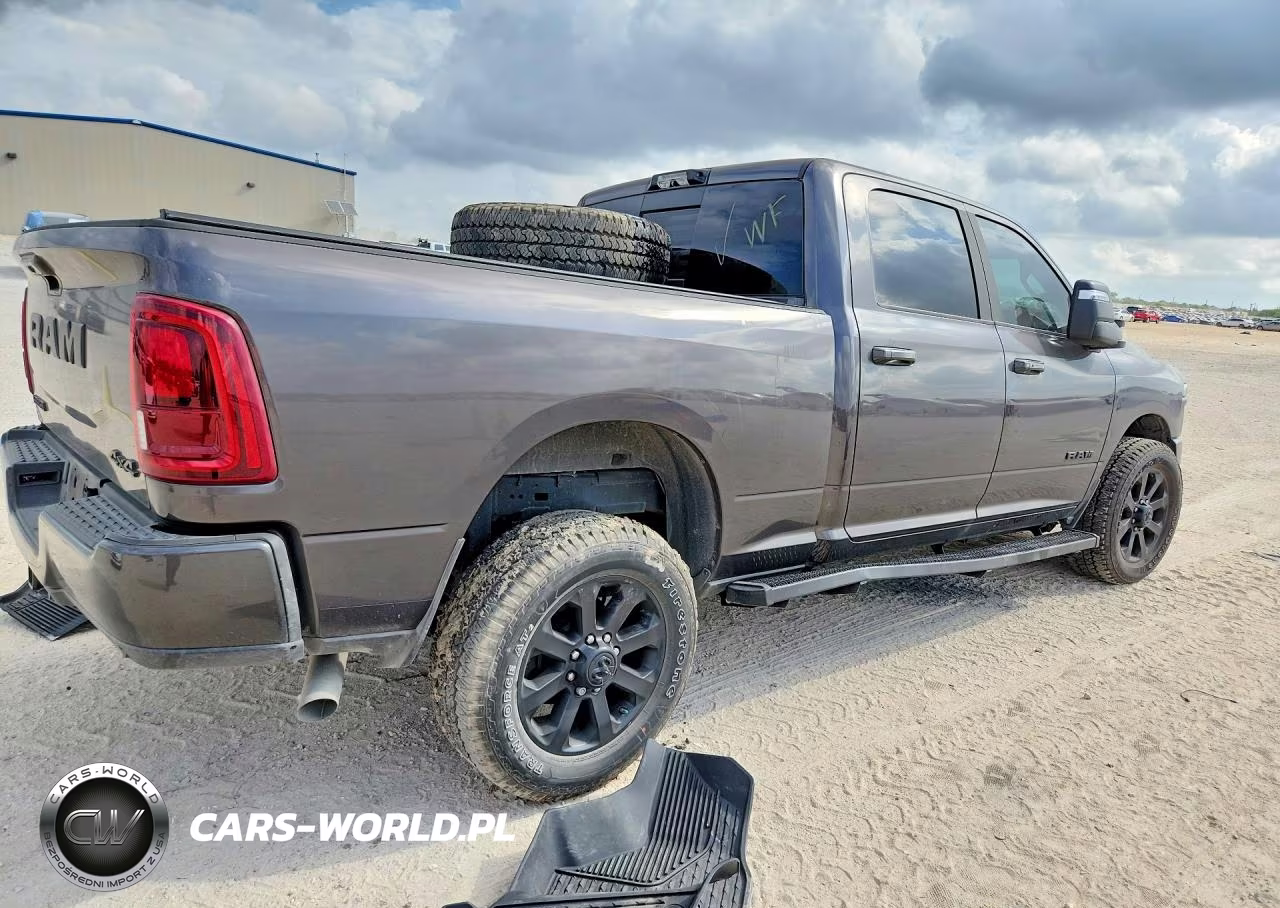 2026 Ram 2500 Laramie VIN:3C6UR5FJ4TG282199 - 3