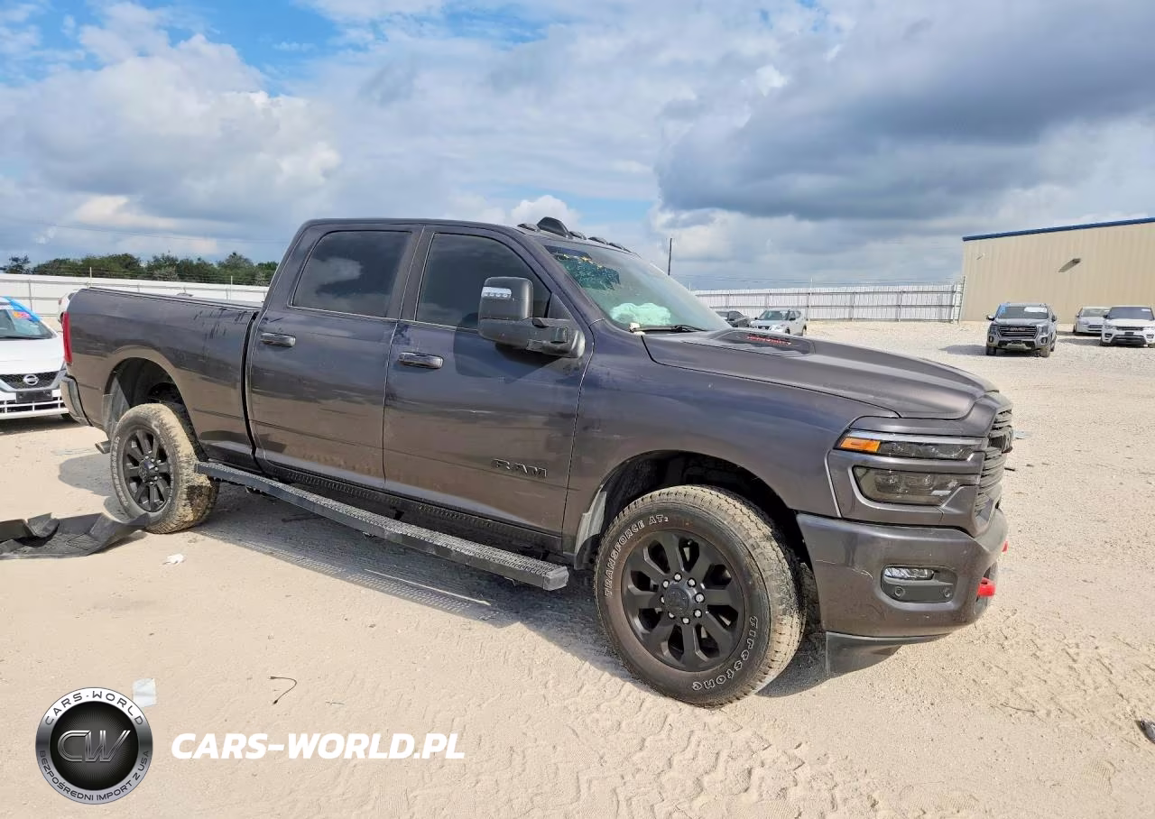2026 Ram 2500 Laramie VIN:3C6UR5FJ4TG282199 - 4