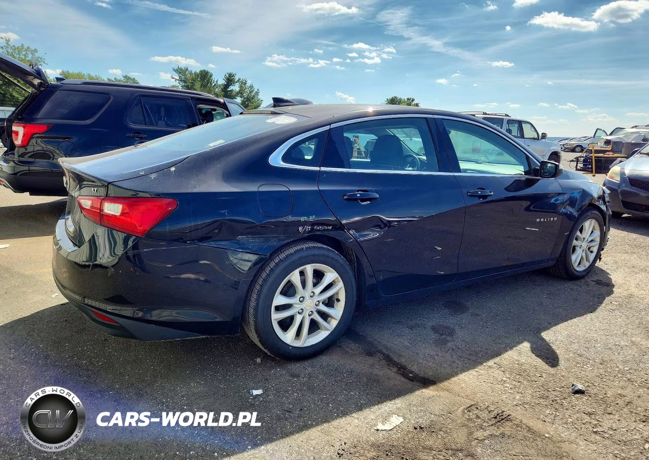 2018 Chevrolet Malibu Lt VIN:1G1ZD5ST7JF161937 - 3