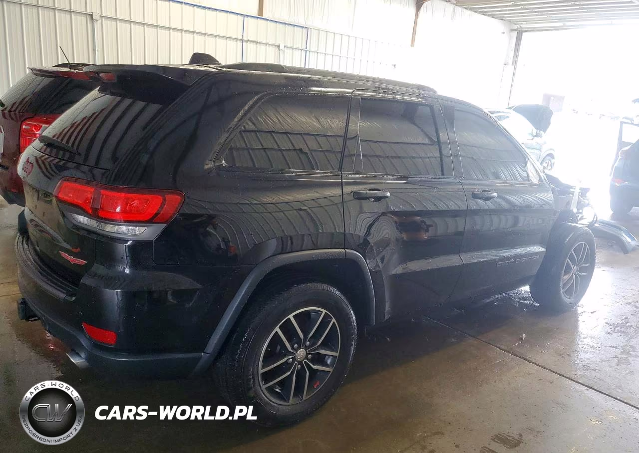 2018 Jeep Grand Cherokee Trailhawk VIN:1C4RJFLG5JC170516 - 3