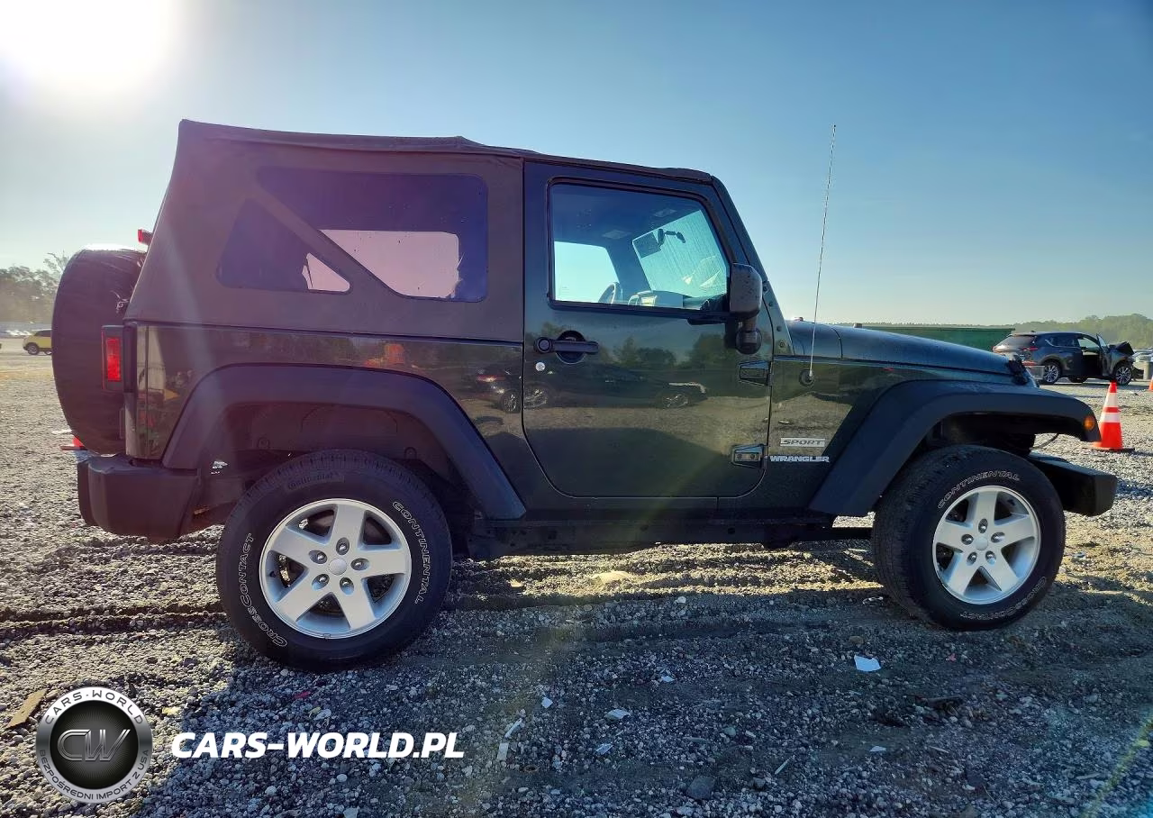 2010 Jeep Wrangler Sport VIN:1J4AA2D11AL196699 - 3