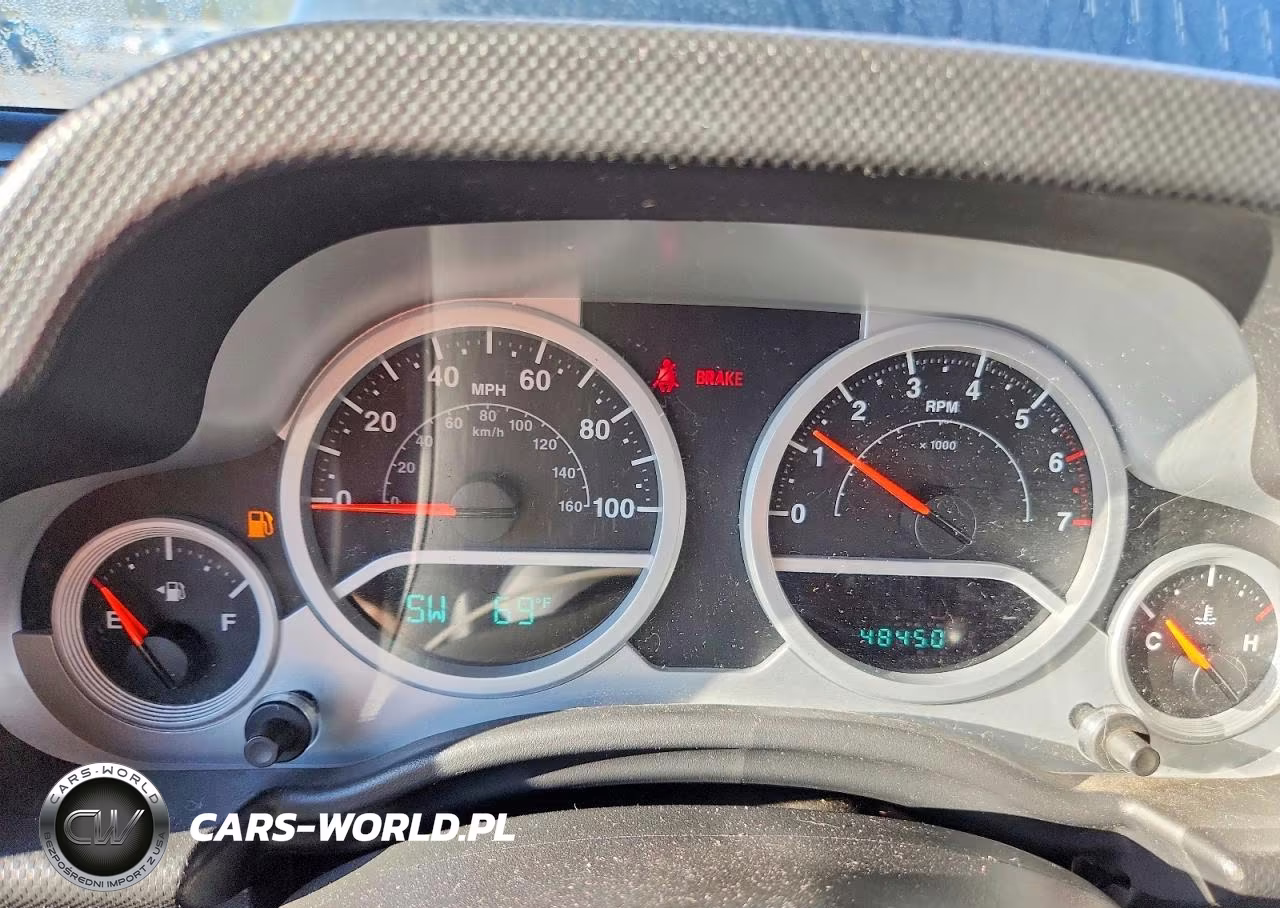 2010 Jeep Wrangler Sport VIN:1J4AA2D11AL196699 - 9