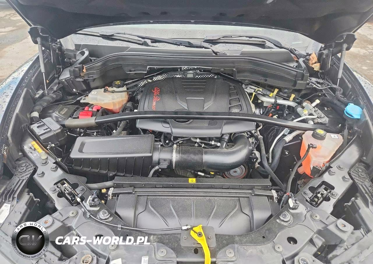2021 Alfa Romeo Stelvio Ti VIN:ZASPAKBN2M7D19629 - 12