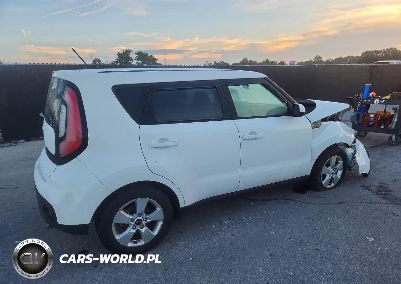 2017 Kia Soul Base VIN:KNDJN2A2XH7498003 - 3