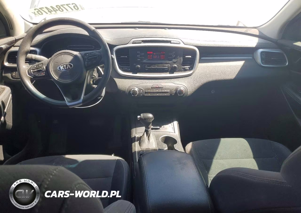 2016 Kia Sorento L VIN:5XYPG4A33GG130885 - 8