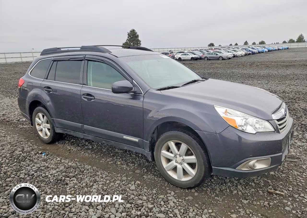 2012 Subaru Outback 2.5I Premium VIN:4S4BRBFC6C3255133 - 4