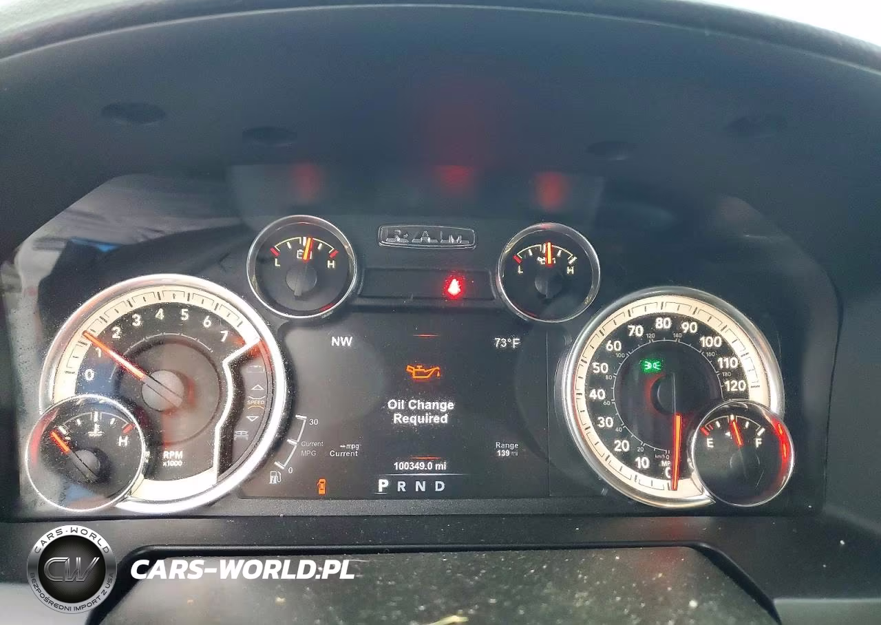 2018 Ram 1500 Laramie VIN:1C6RR7VT2JS220696 - 9