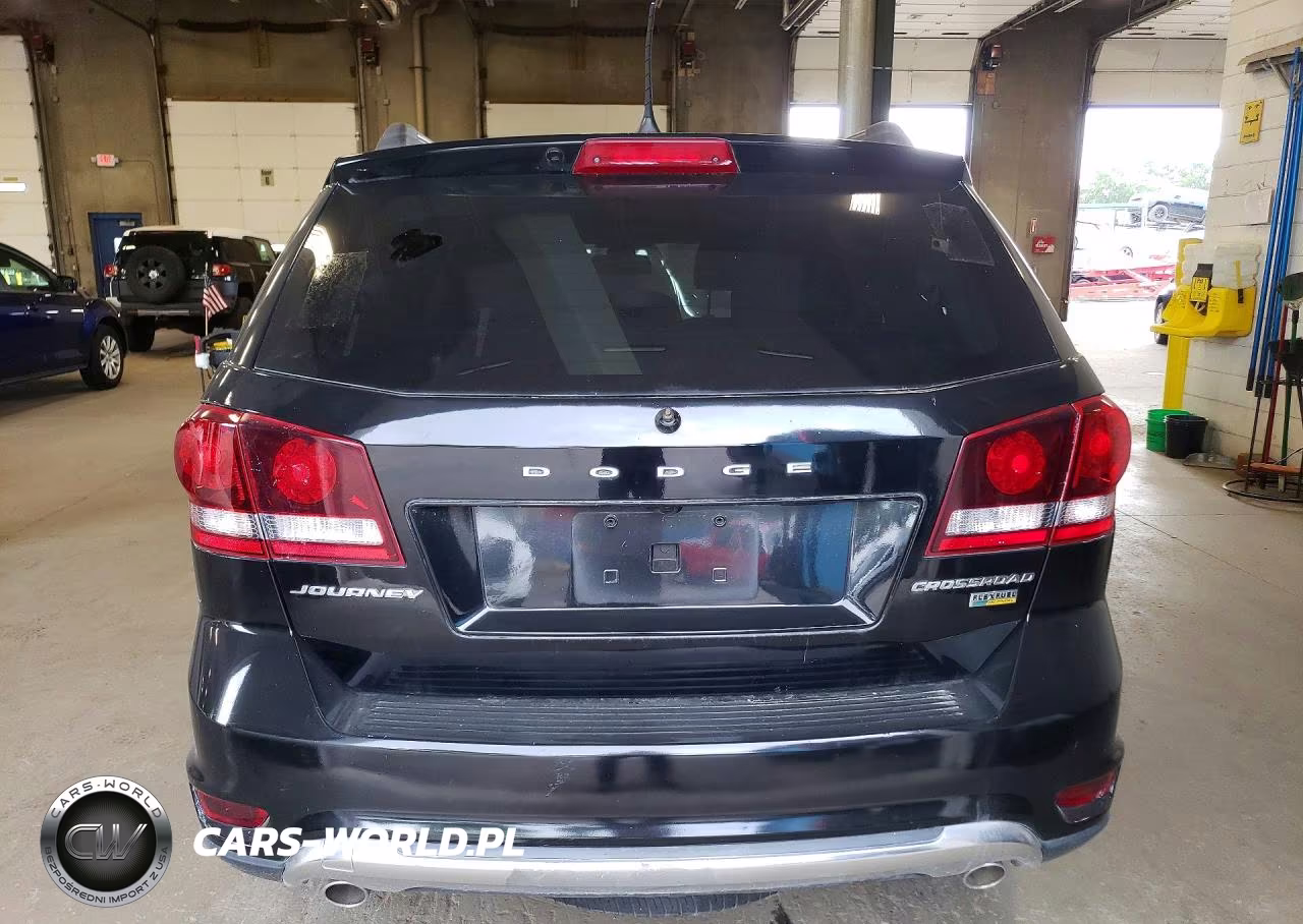 2018 Dodge Journey Crossroad VIN:3C4PDCGG0JT515916 - 6