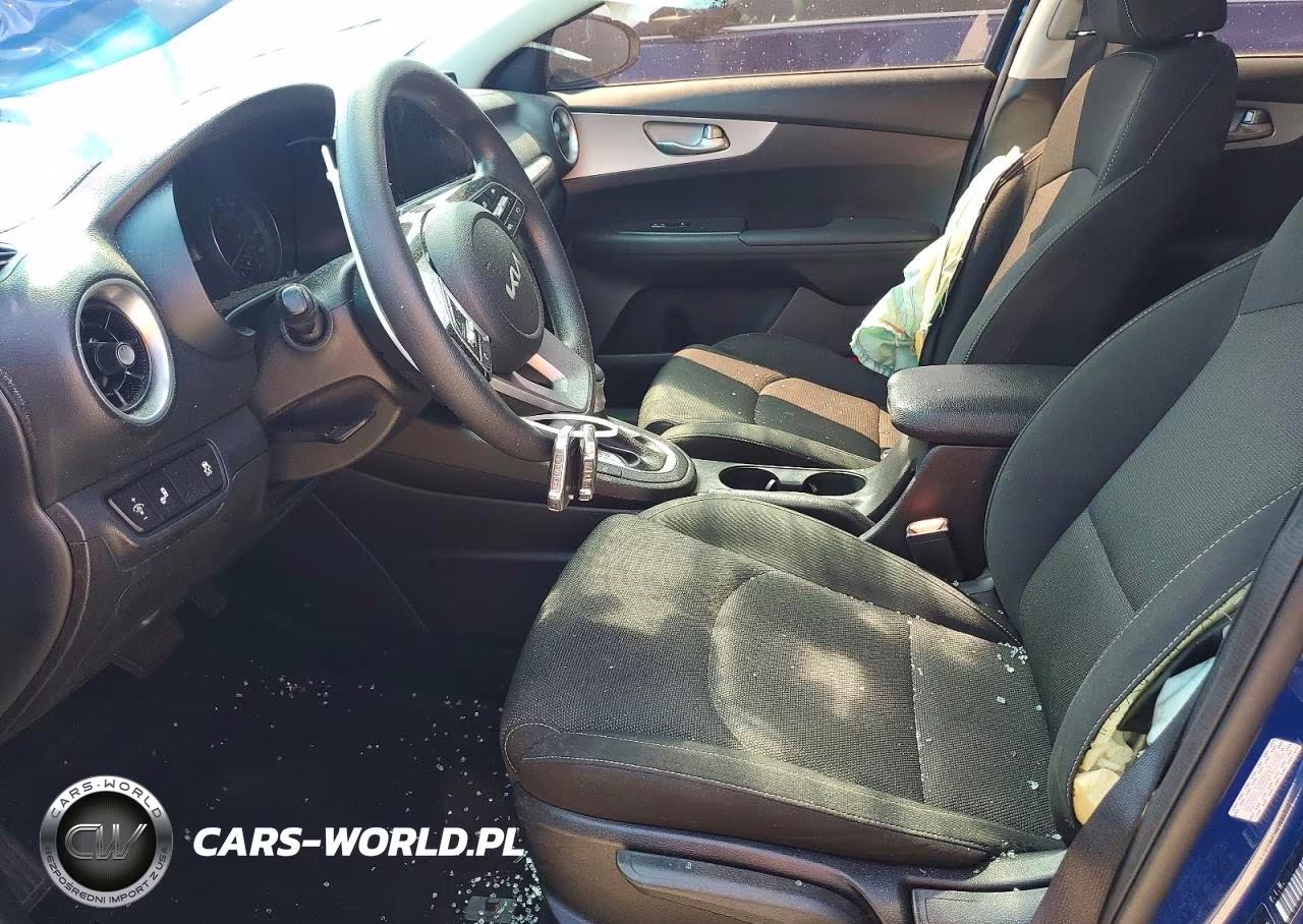 2024 Kia Forte Lxs VIN:3KPF24AD8RE760839 - 7