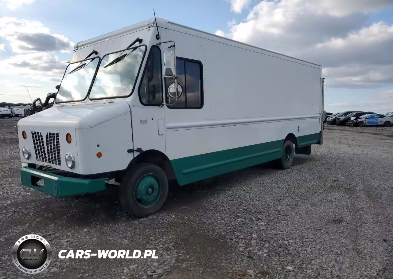 2014 Freightliner Mt 45G Delivery Van VIN:4UZAC2DV1ECFV2043 - 2