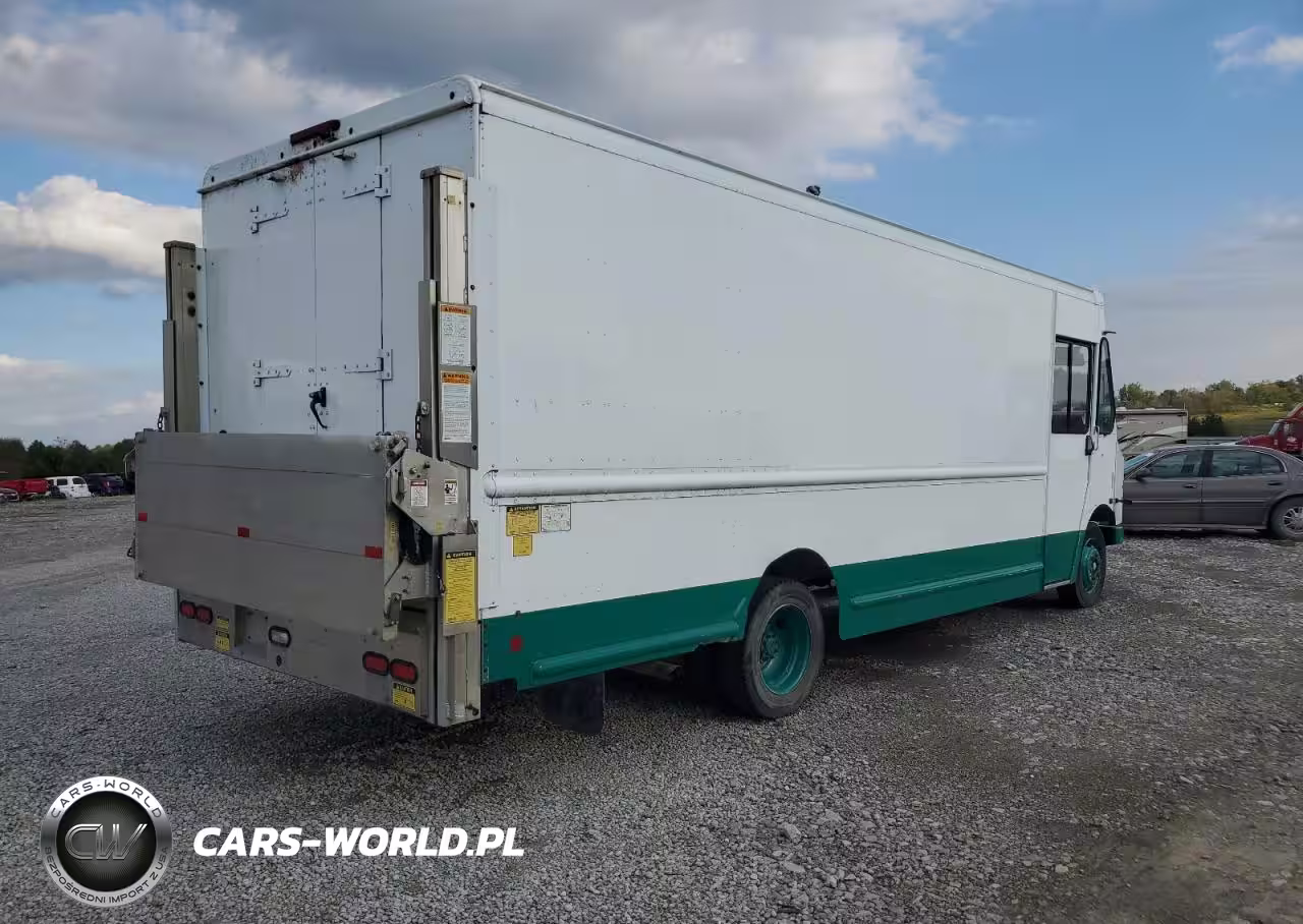 2014 Freightliner Mt 45G Delivery Van VIN:4UZAC2DV1ECFV2043 - 4