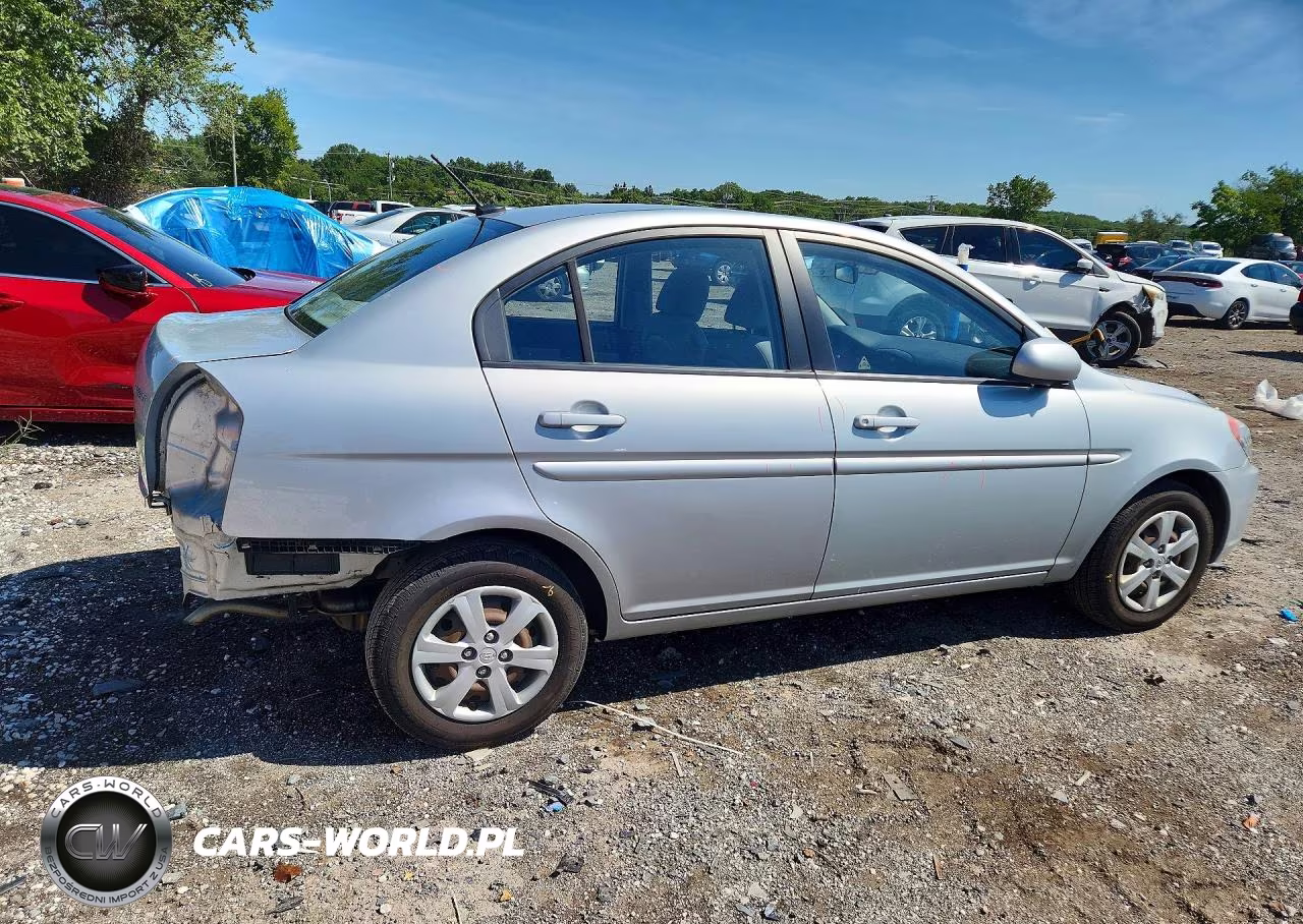 2010 Hyundai Accent Gls VIN:KMHCN4AC9AU457801 - 3