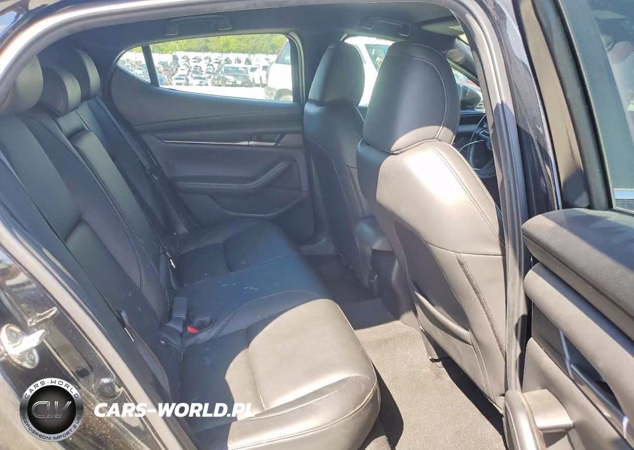 2020 Mazda 3 VIN:JM1BPALM8L1171425 - 11