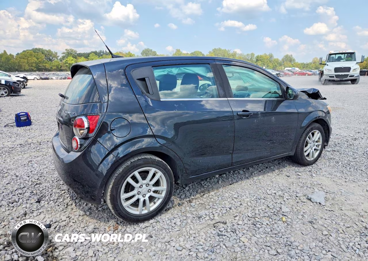 2013 Chevrolet Sonic Lt VIN:1G1JD6SGXD4247216 - 3