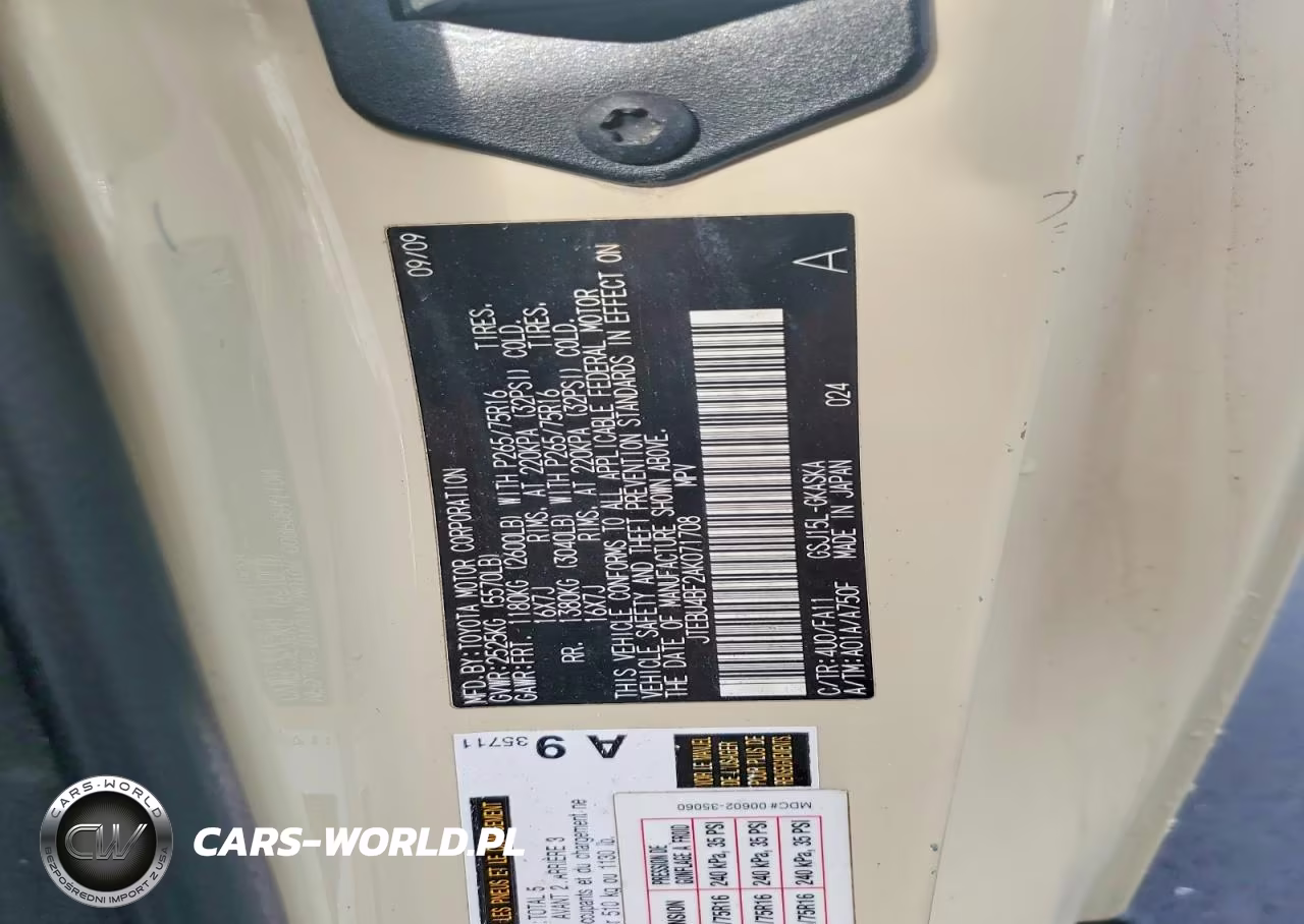 2010 Toyota Fj Cruiser Base VIN:JTEBU4BF2AK071708 - 12