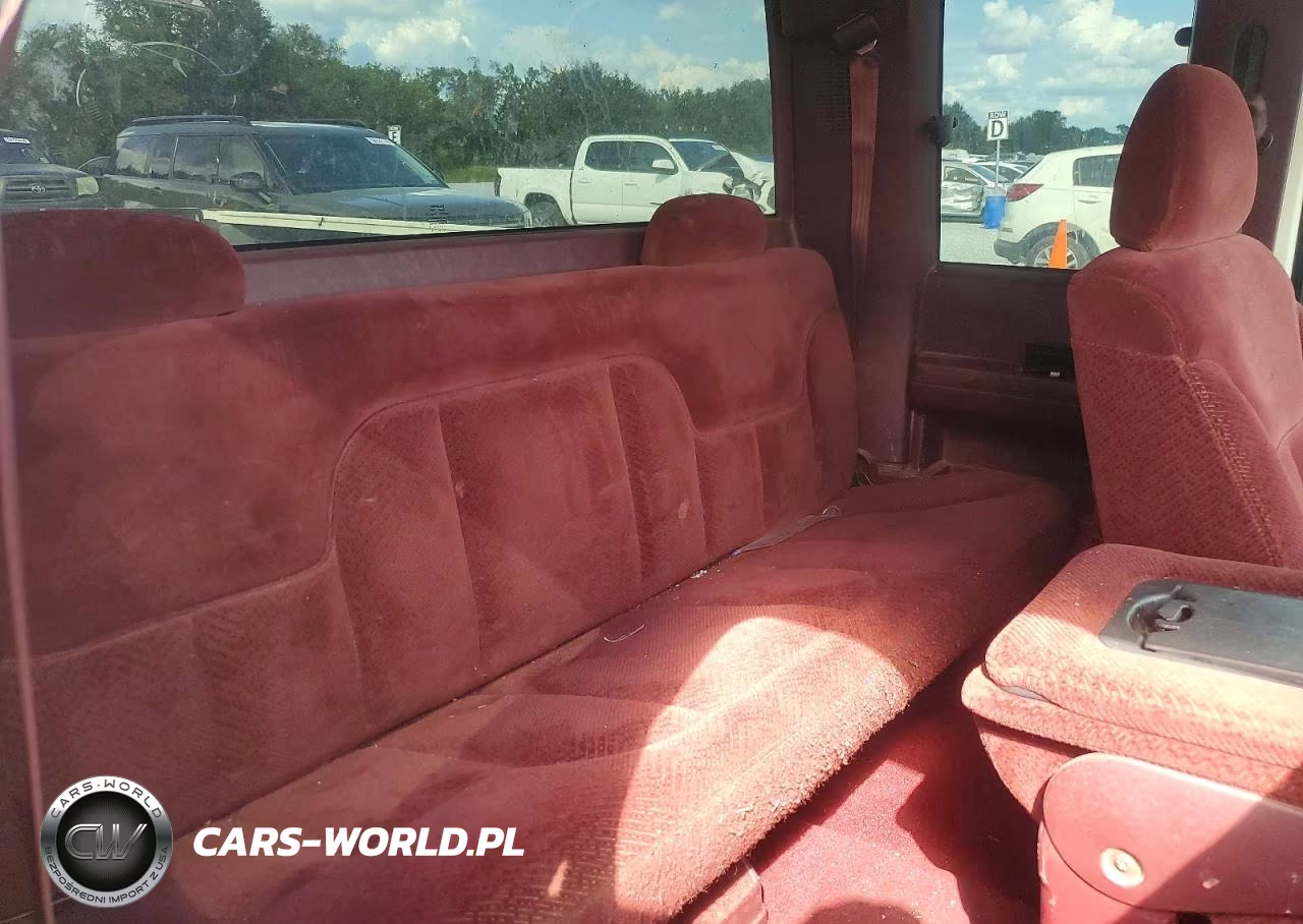 1996 Chevrolet Gmt-400 C1500 VIN:2GCEC19W0T1149625 - 10