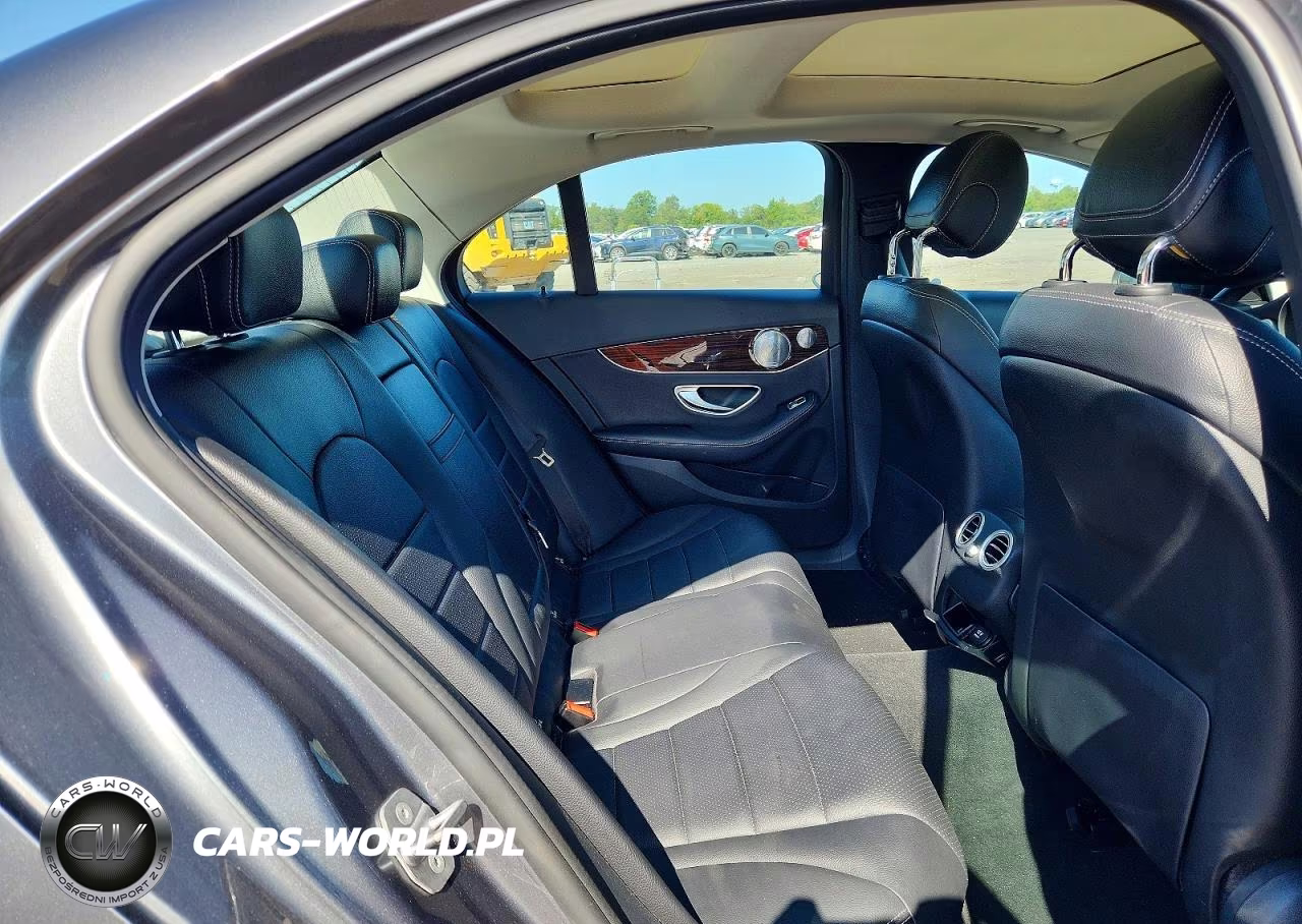2018 Mercedes-Benz C 300 4Matic VIN:WDDWF4KB6JR373898 - 10