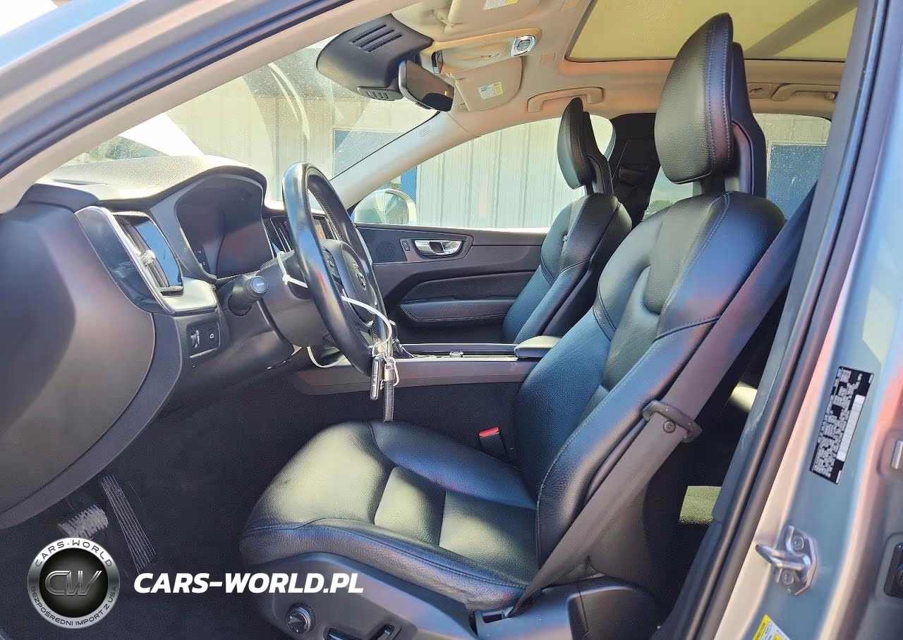 2018 Volvo Xc60 T5 Momentum VIN:YV4102RK6J1021433 - 7