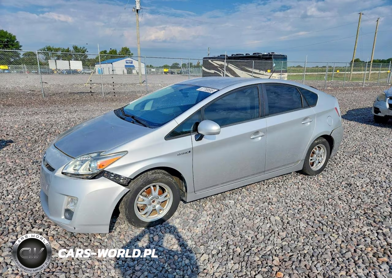 2011 Toyota Prius Two – zdjęcie 1 z 12