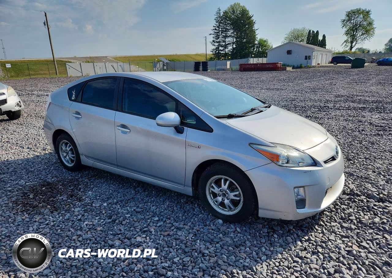 2011 Toyota Prius Two VIN:JTDKN3DUXB5316164 - 4