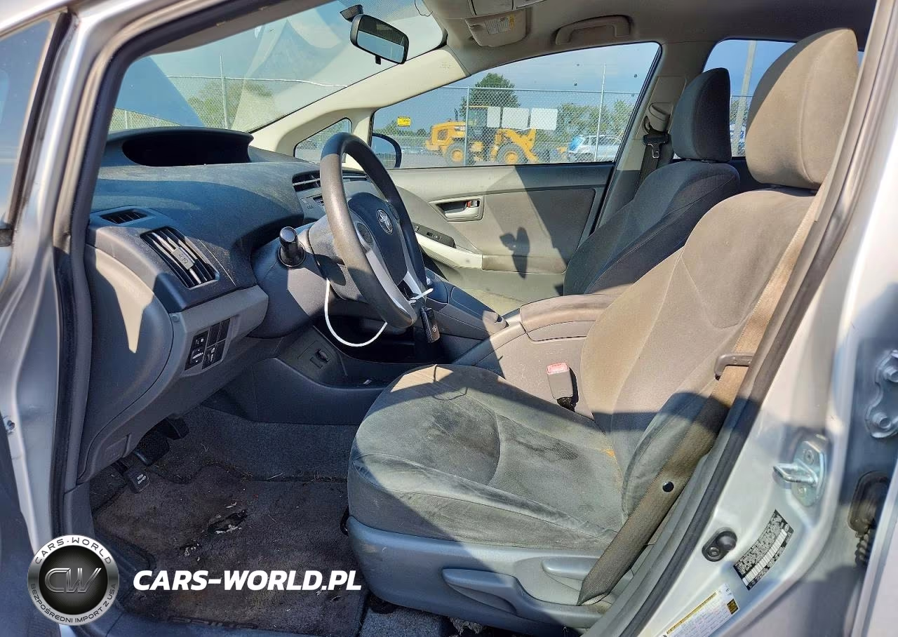 2011 Toyota Prius Two VIN:JTDKN3DUXB5316164 - 7