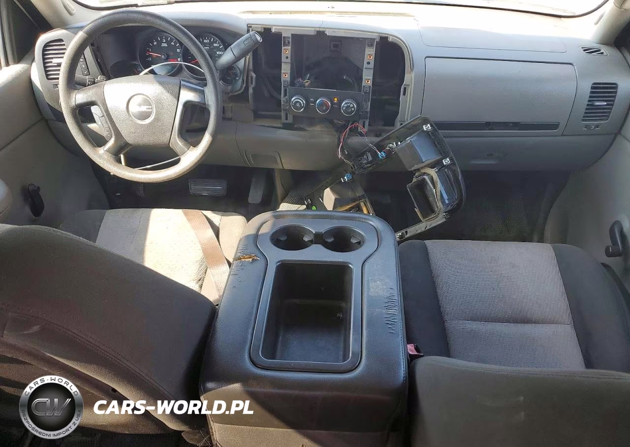 2008 GMC Sierra C1500 VIN:2GTEC13C581201711 - 8