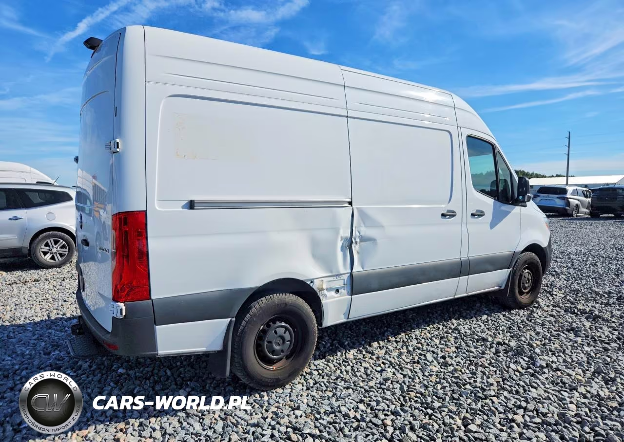 2025 Mercedes-Benz Sprinter 2500 Delivery Van VIN:W1Y4NBHY1SP754331 - 3