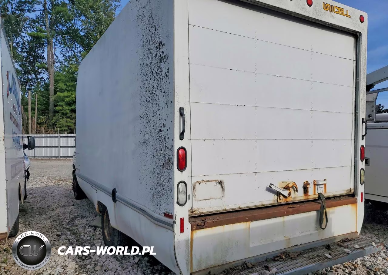 2007 Ford E350 Delivery Truck VIN:1FDWE35L57DA78689 - 2