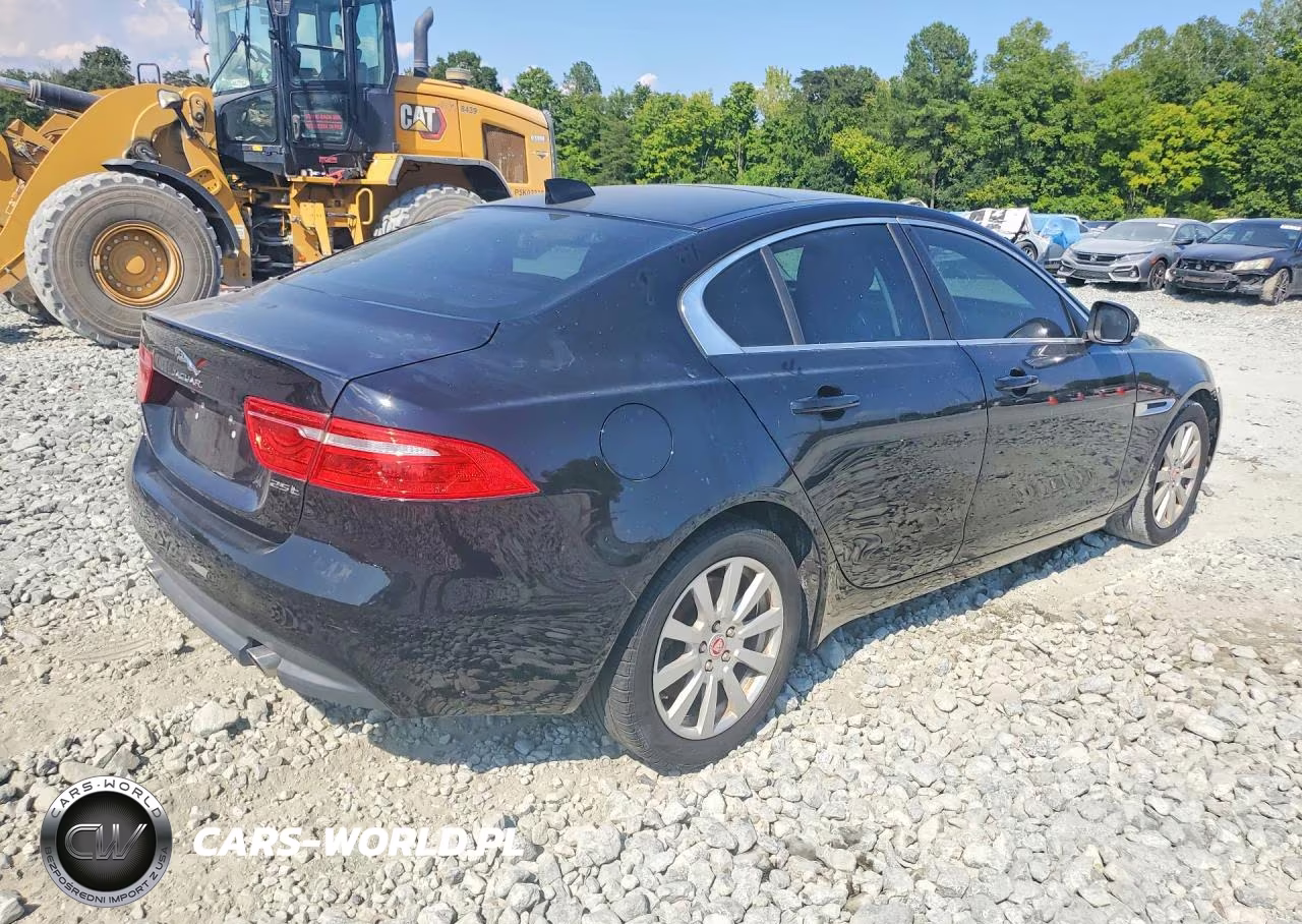 2019 Jaguar Xe VIN:SAJAR4FX2KCP43963 - 3