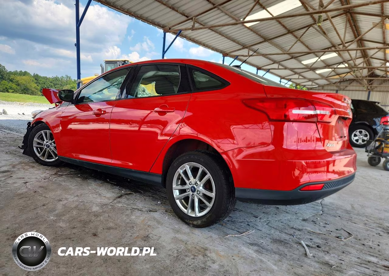2017 Ford Focus Se VIN:1FADP3F21HL258941 - 2