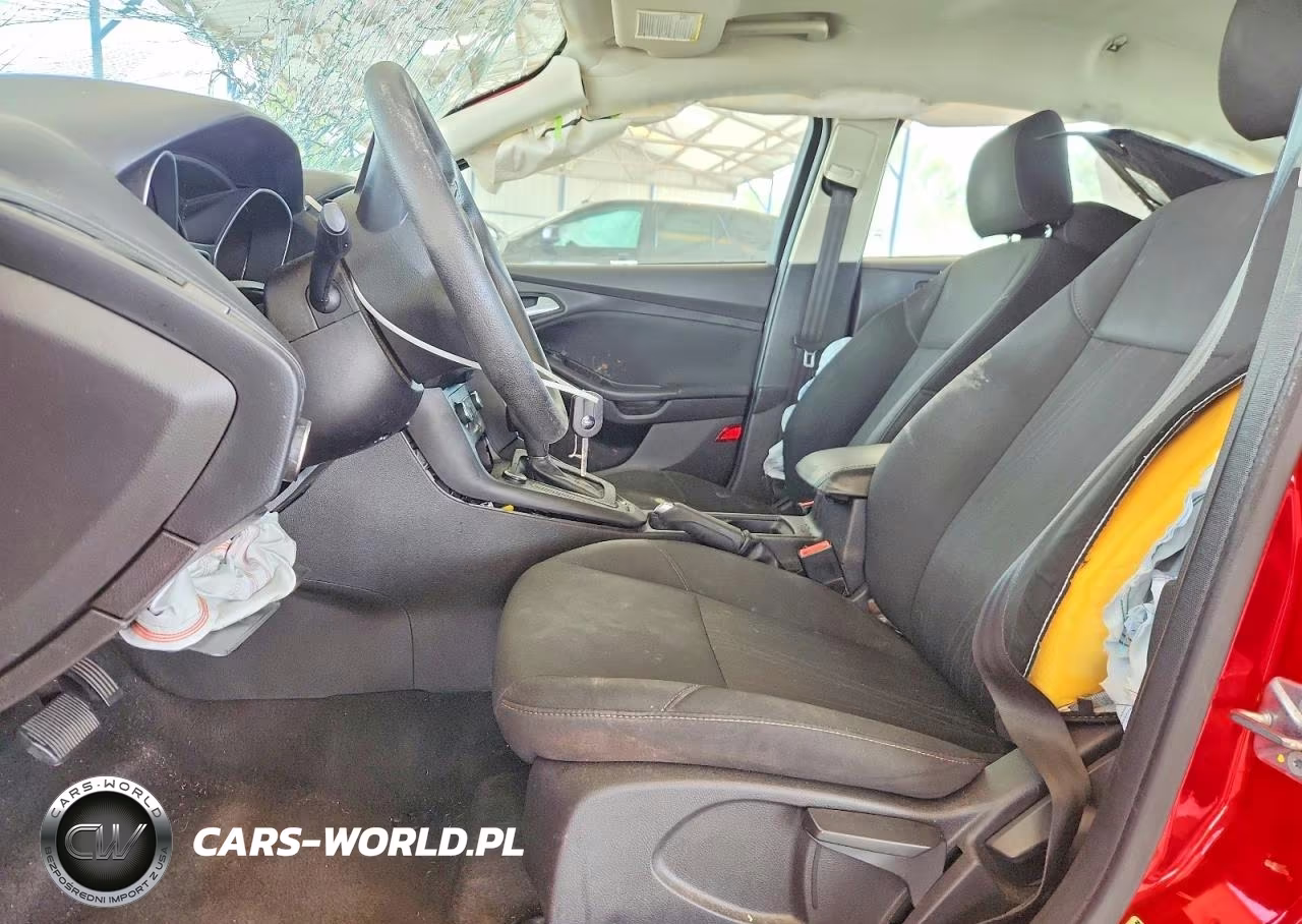 2017 Ford Focus Se VIN:1FADP3F21HL258941 - 7