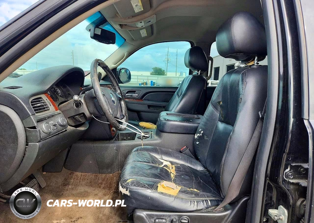 2010 Chevrolet Suburban K1500 Lt VIN:1GNUKJE34AR131053 - 7