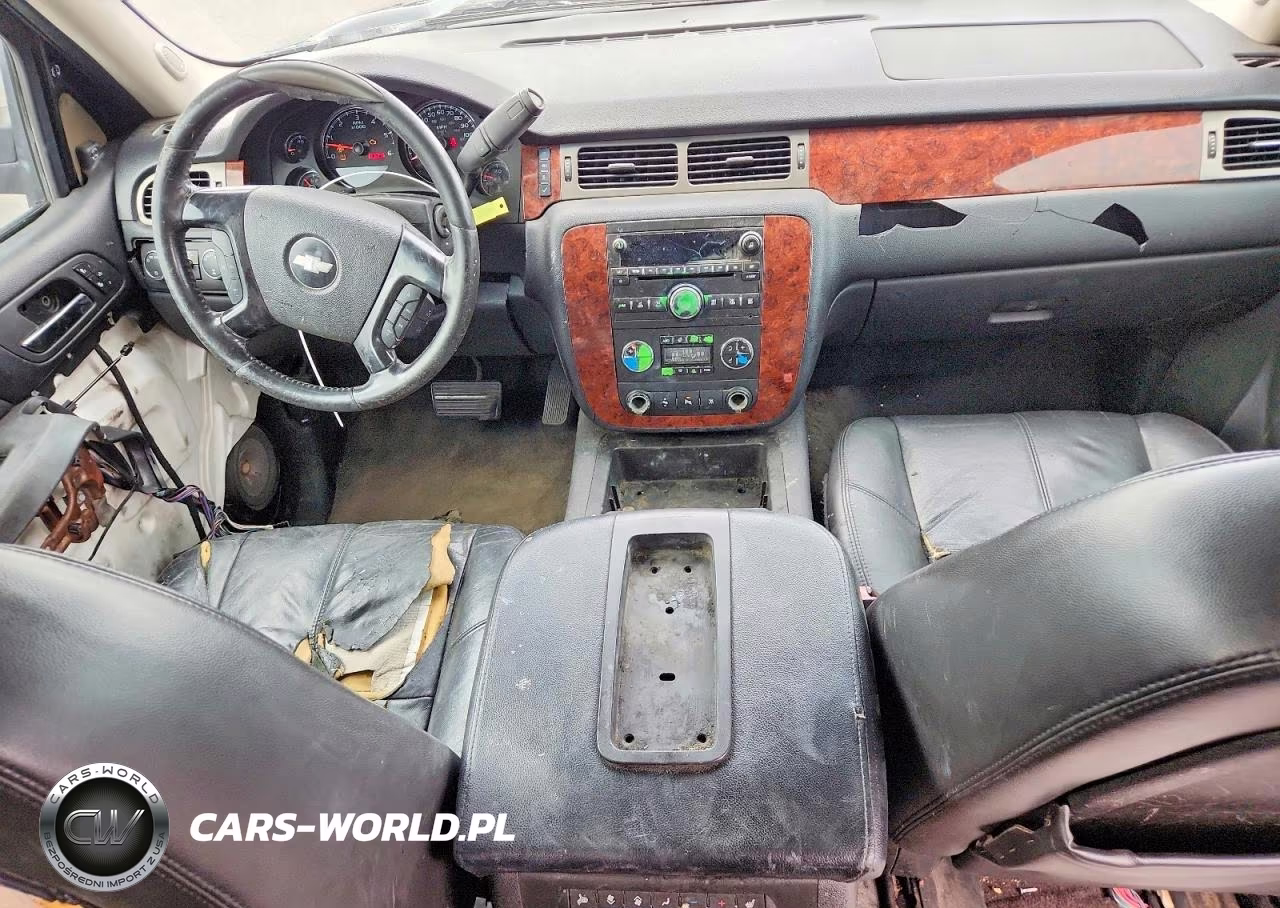 2010 Chevrolet Suburban K1500 Lt VIN:1GNUKJE34AR131053 - 8