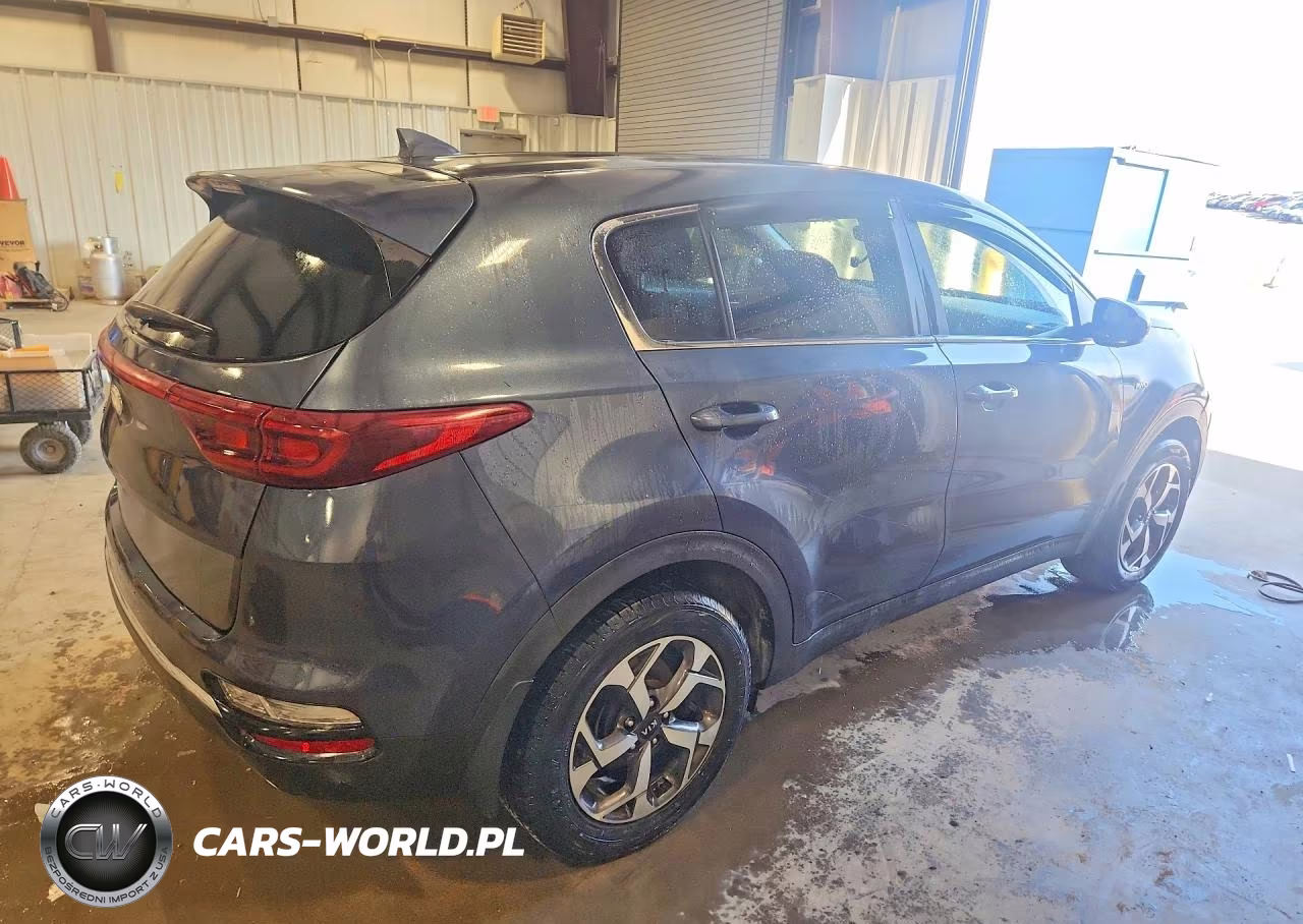2020 Kia Sportage Lx VIN:KNDPMCAC6L7629058 - 3