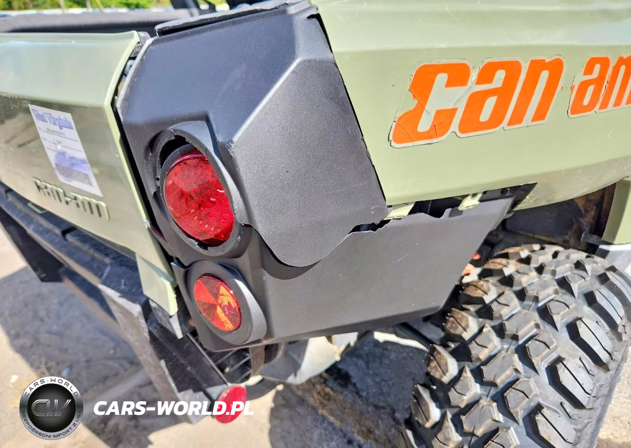 2019 CAN-AM COMMANDER 800R VIN:3JBKGAN20KJ001075 - 10