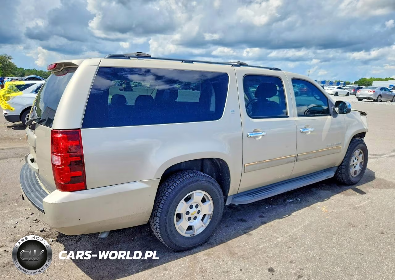 2013 Chevrolet Suburban C1500 Lt VIN:1GNSCJE0XDR242060 - 3