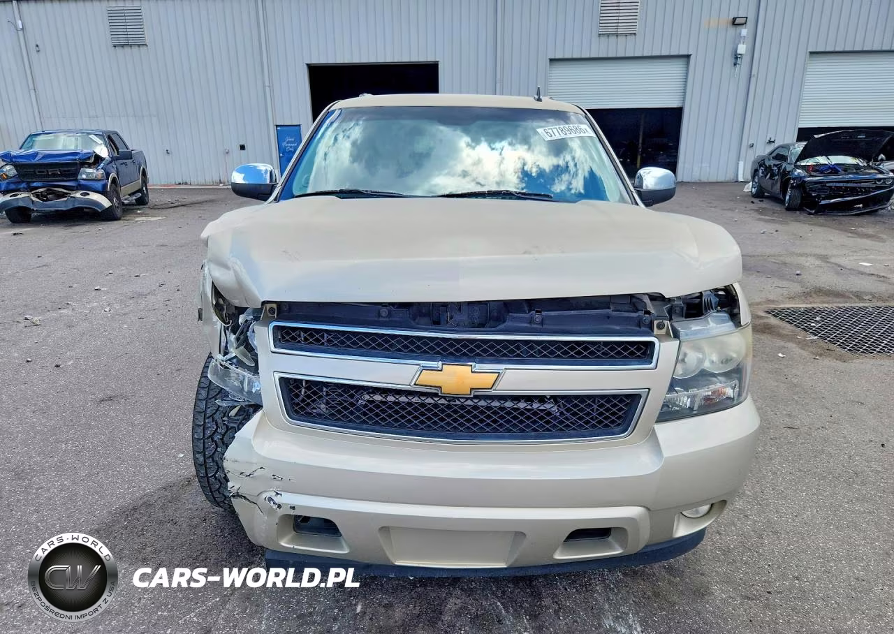 2013 Chevrolet Suburban C1500 Lt VIN:1GNSCJE0XDR242060 - 5