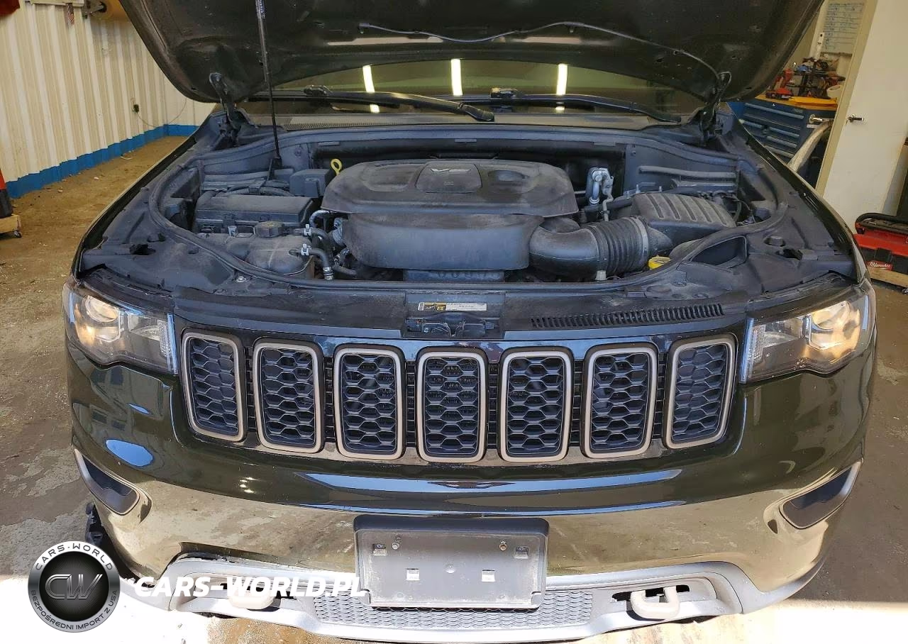 2017 Jeep Grand Cherokee Laredo VIN:1C4RJFAG8HC676158 - 12