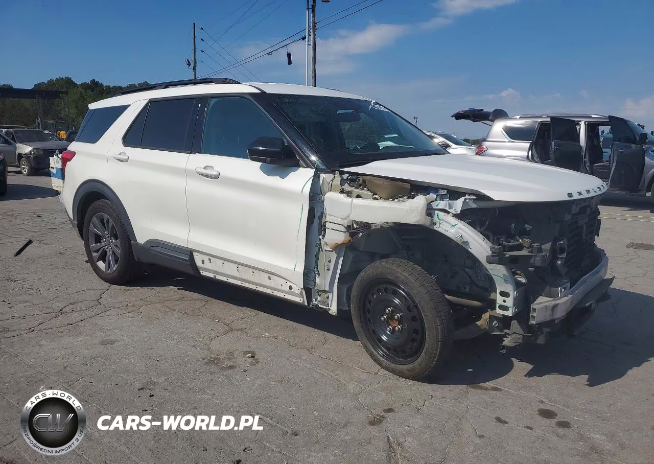 2023 Ford Explorer Xlt VIN:1FMSK7DH9PGB00607 - 4