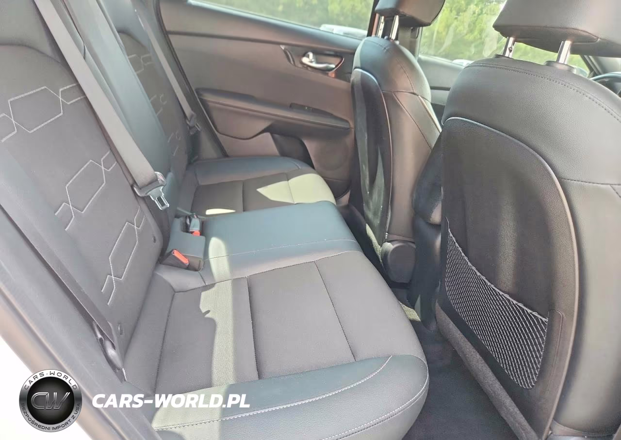 2022 Kia Forte Gt Line VIN:3KPF54AD6NE421420 - 10