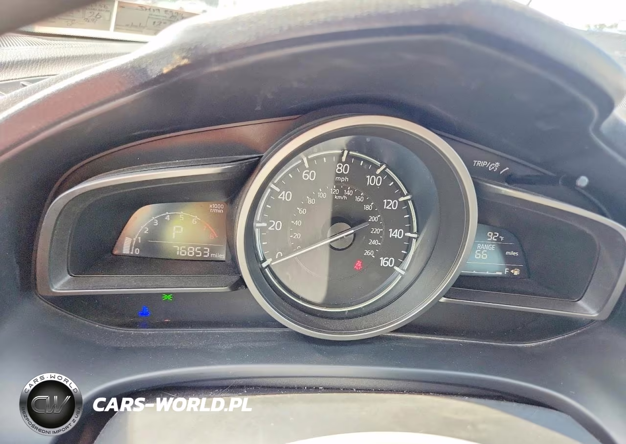 2018 Mazda 3 Sport VIN:3MZBN1U74JM192994 - 9