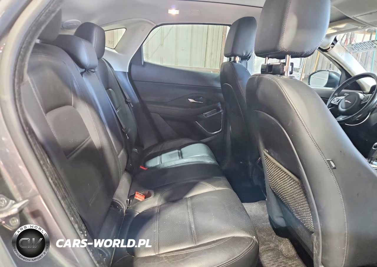 2018 Jaguar E-Pace S VIN:SADFJ2FX9J1Z15632 - 11
