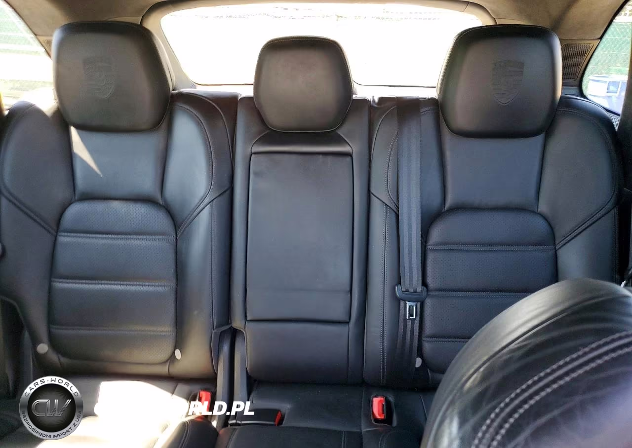 2014 Porsche Cayenne Turbo VIN:WP1AC2A21ELA85619 - 10