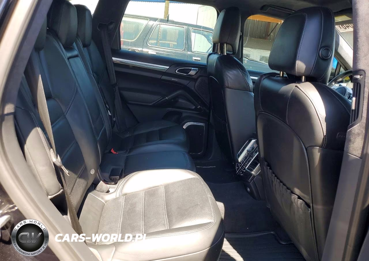 2014 Porsche Cayenne Turbo VIN:WP1AC2A21ELA85619 - 11
