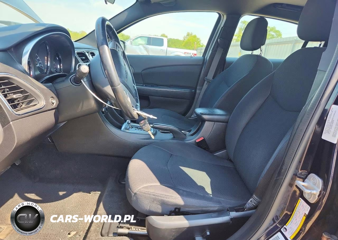 2012 Chrysler 200 Touring VIN:1C3CCBBG6CN316685 - 7